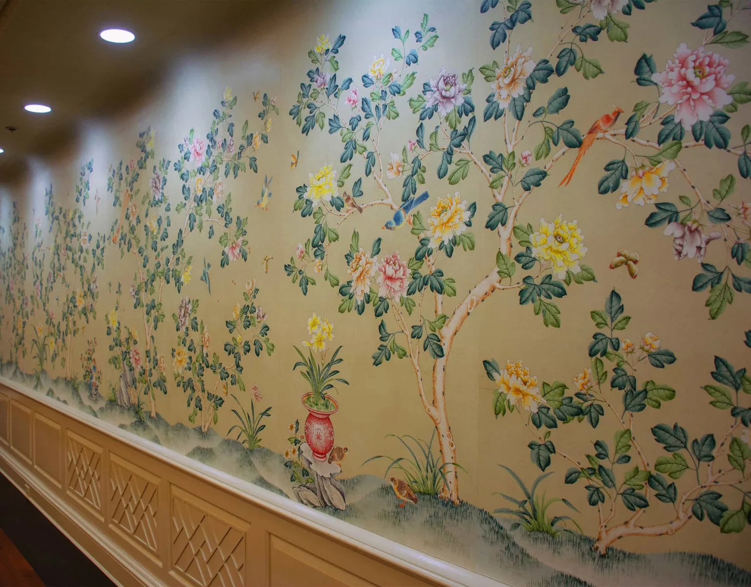 Floral wall pattern in The Bryant Room