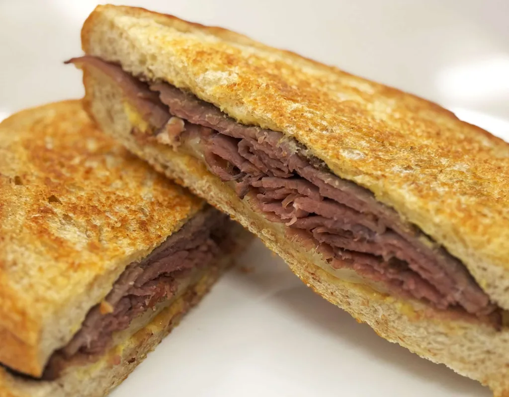 Roast beef sandwich